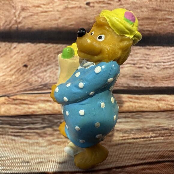 Berenstain Bears Mama Bear With Groceries PVC Figure Toy Blue Dress Applause - Picture 4 of 7